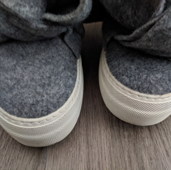 Joshua Sanders Grey Felt Bow Slip Ons 7/37 - Picture 6 of 12